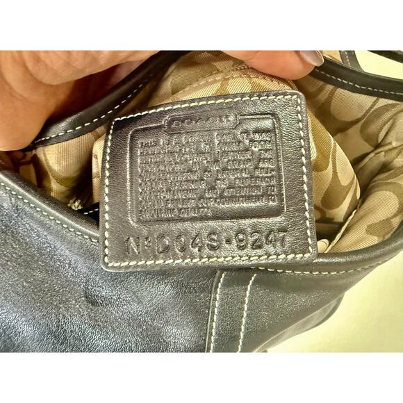 Vintage COACH Y2K Soho Black Leather Flap Buckle Shoulder Bag 9248 - Picture 4 of 7